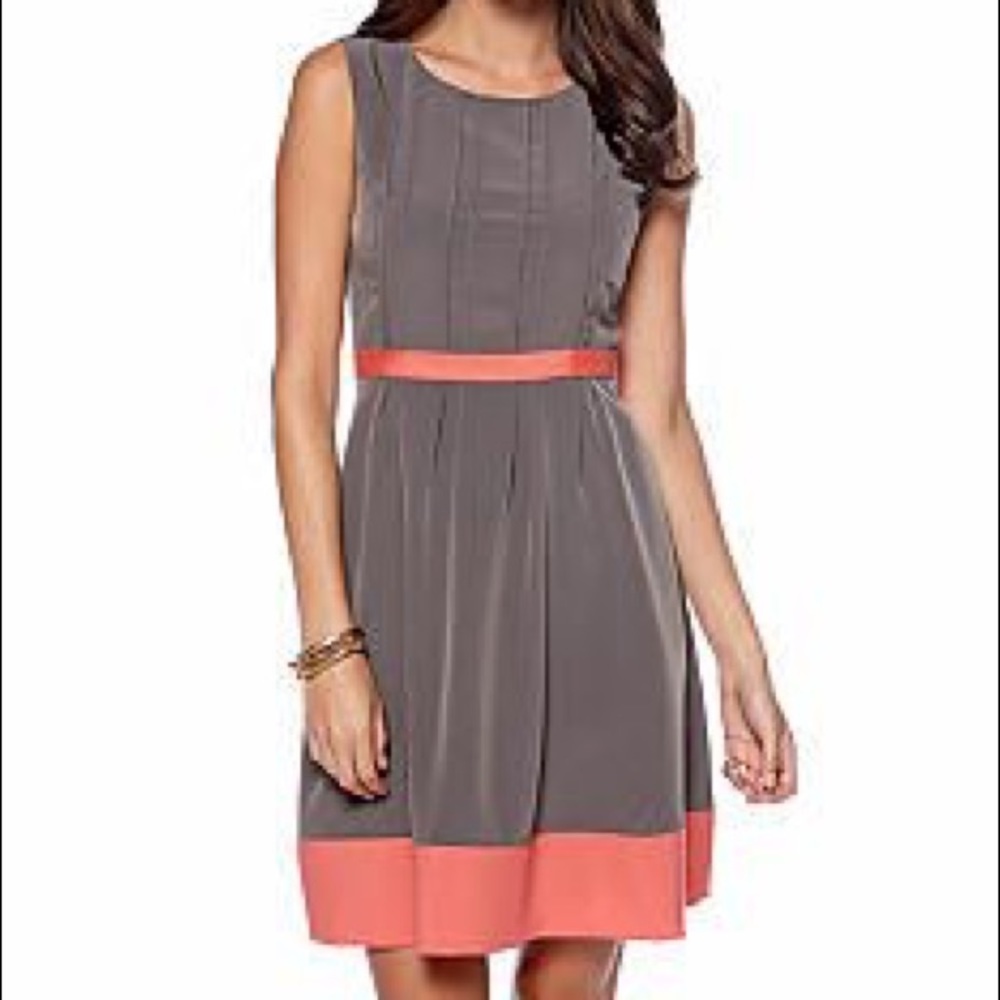 Jessica Simpson dress